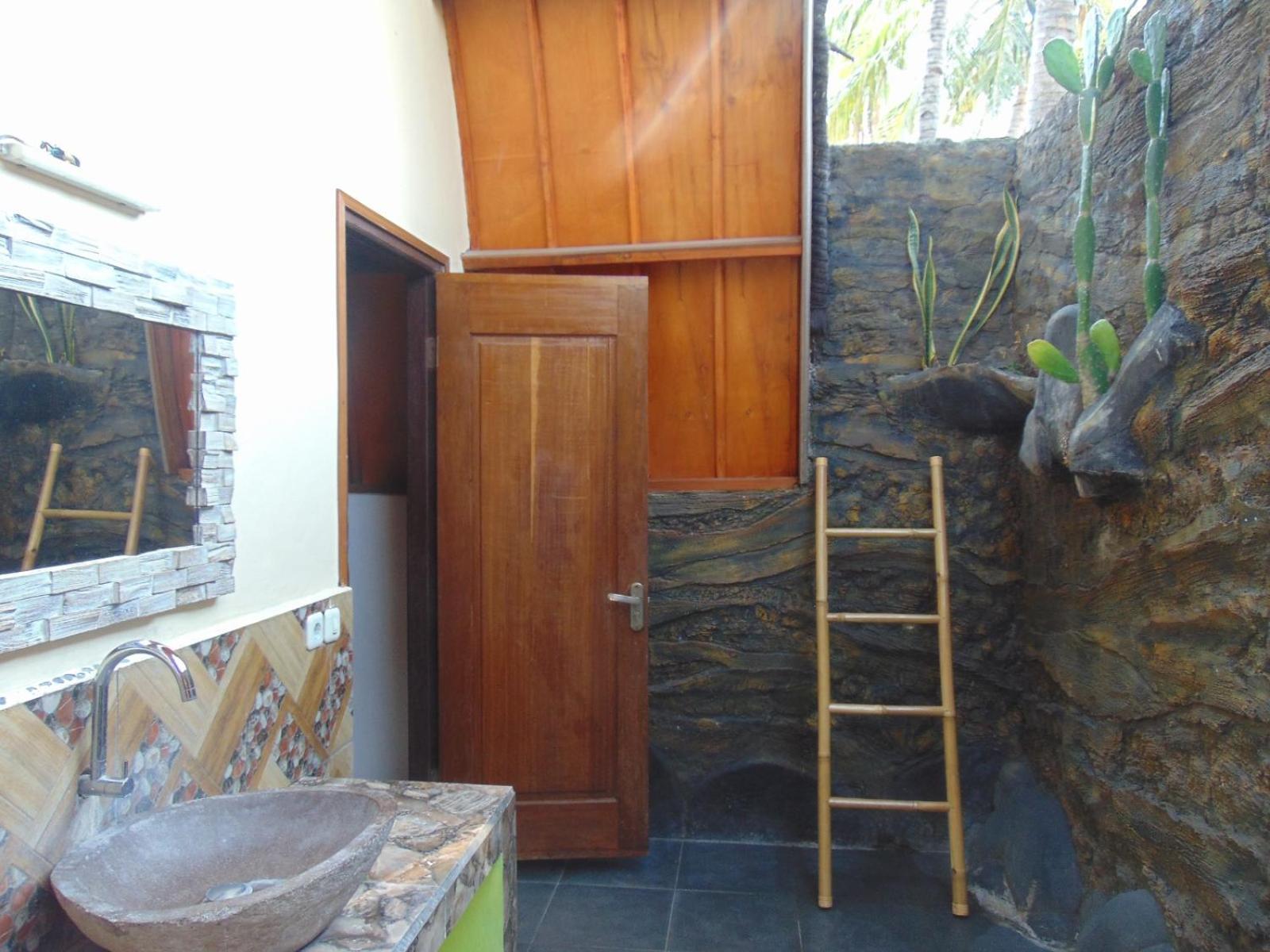 מלון גילי אייר Ings Garden מראה חיצוני תמונה